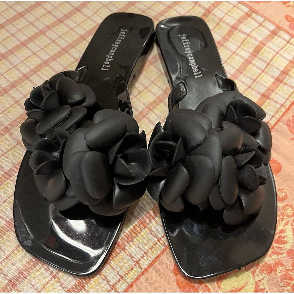 Jeffrey Campbell Floralee Shiny Rosette Flower Thong Sandals Black EU 39 US 8